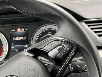 ŠKODA SUPERB III FL 2.0 TDI 110KW DSG STYLE TAŽNÝ MATRIX - 17