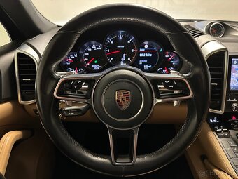 Porsche Cayenne 3.0 V6 PLATINUM EDITION 4x4 PANORAMA - 17