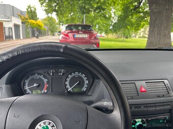 Škoda Fabia 1.4 74 kw 131 t km benzin - 17