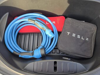 Tesla Model 3 0,0 350kW/75kWh AWD LR+ Matrix 1.maj  350kW/75 - 17