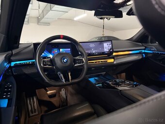 BMW i5 m60 xDrive Sedan B&W DPH - 17