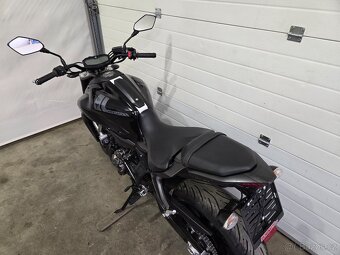 Yamaha MT-07 - 17