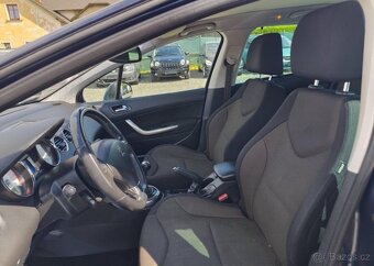 Peugeot 308 1.6 E-HDI, Navi, Klima nafta manuál 84 kw - 17
