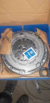Octavia combi 1.6tdi 77kw rok 2010 - 17