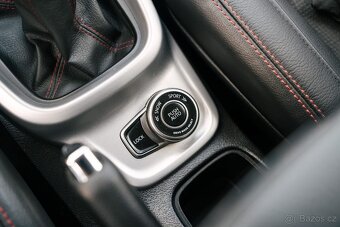 Suzuki Vitara 1.4 BoosterJet 4WD /aj na splátky - 17