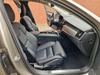 2.0B4, 2021, 67500km, Momentum PRO - 17