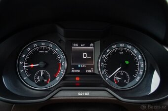 Škoda Octavia combi 2.0 tdi LK DSG - 17