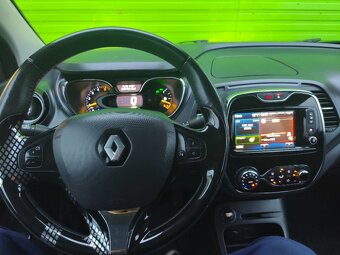 Renault Captur 1,5 dCi (2013) výbava Intens SLEVA - 17
