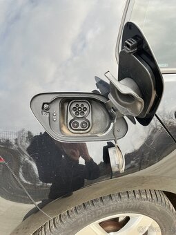 VW e-golf, 100 kW/35,8 kWh, TZ, TČ - 17