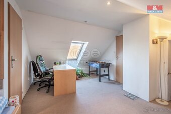 Prodej rodinného domu 3+1, 216 m², Kladno, ul. Jeronýmova - 17