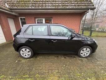 Fabia III 1.2 TSi 66kw klima vyhrev 2015 ambiente - 17