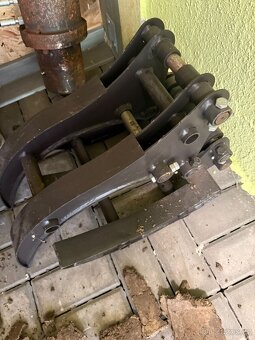 Minibagr BK1200AS Motor Kubota - 17
