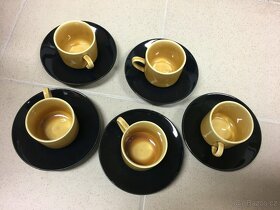 Spousta různých starožitností - 17