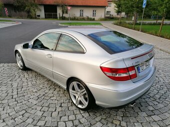 Mercedes CLC 200 KOMPRESSOR/Najeto 40 000km Stav NOVÉHO - 17