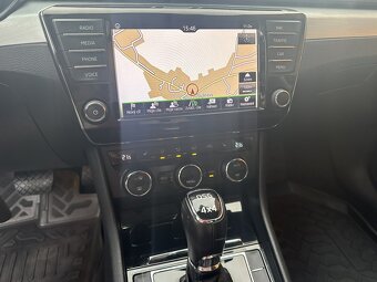 Škoda Superb 2.0 TDi 140kW 4x4 serviska - 17