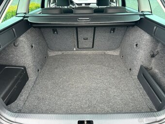 Škoda Octavia III 1,4 Tsi Combi 103Kw 1.maj.Rezervace - 17