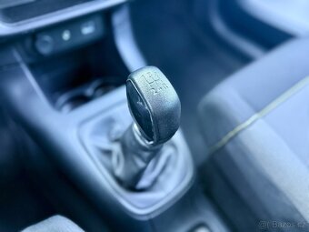 Citroën C3 FEEL, 82k, Navigace, Autoklima - 17