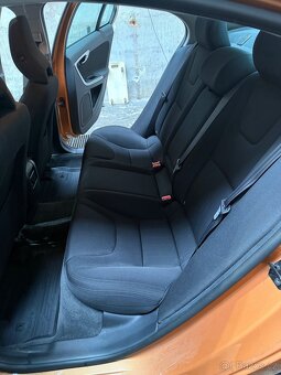 Volvo S60 2.0T 149kw - 17
