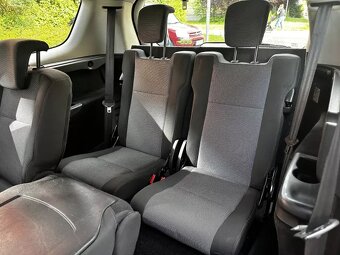 Renault Grand Scénic 1.5 dCi Navi 7 míst ALU kola Rok 2014 - 17