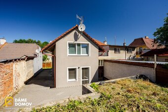 Prodej bytu 2+kk (85m2)  s terasou a předzahrádkou 130 m2 -  - 17