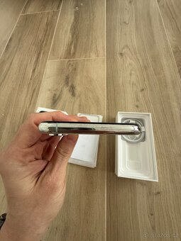 Apple iPhone XS 256GB bílá barva - 17