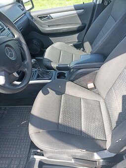 Velice zachovalý Mercedes -Benz - 17