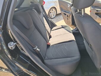 Ford Fiesta 1.0i 59KW Klimatizace 5 Dveří - 17