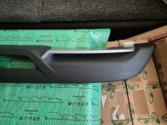 spoiler zadního nárazníku (difusor) Toyota C-HR od 2017 PW15 - 17
