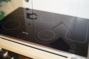Miele nerezový vestavný sporák H4540E - KAT, 2 varianty varn - 17