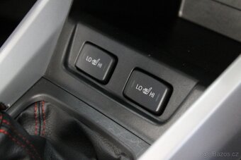 Suzuki Vitara, 1.4T 103kW 4x4 ELEGANCE,TAŽNÉ - 17