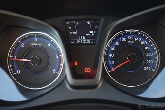 Hyundai IX20 1.6 CRDi 85KW 2XKOLA NÍZKÉ KM - 17
