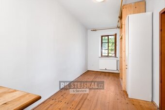Prodej velice atraktivní, rozlehlé, zemědělské usedlosti, dv - 17