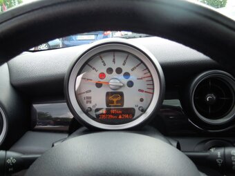 Mini One Clubman 1.4i 70kw (95hp) r.v.4/2009 - 17