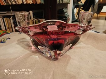 Staré barevné ambrove sklo hutní vázy mísy sklenice - 17