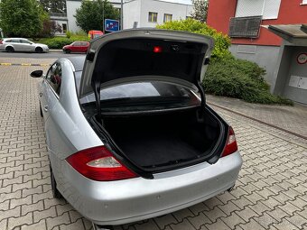 Mercedes-Benz CLS 500 Black ALU R19 306hp 7G Tronic Airmatic - 17