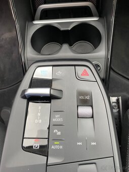 BMW iX1, M-Sport 30, BMW Premiu Selection - 17