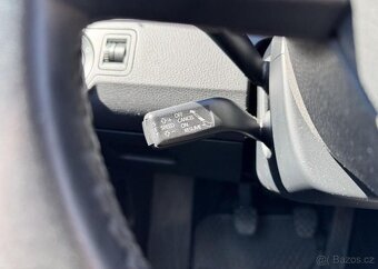 Volkswagen Passat 2,0 TDI COMBI nafta manuál 125 kw - 17