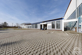 Pronájem obchodních prostor 299 m² ve Starém Městě - 17