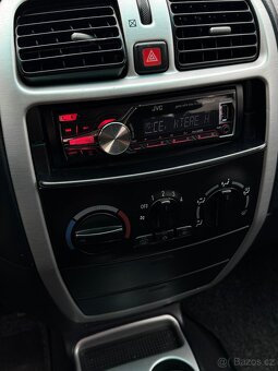 Mitsubishi space star 2004 - 17