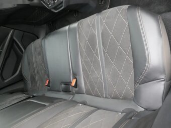 Peugeot 3008, GT 2.0BHDi 180 EAT6 DPH - 17