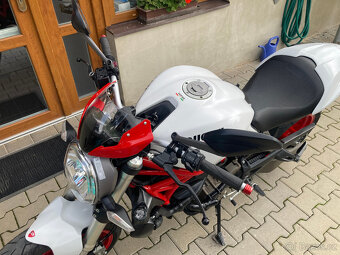 Ducati Monster 821 - 17
