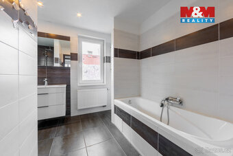 Prodej rodinného domu, 190 m², Sokolov, ul. Prokopa Holého - 17