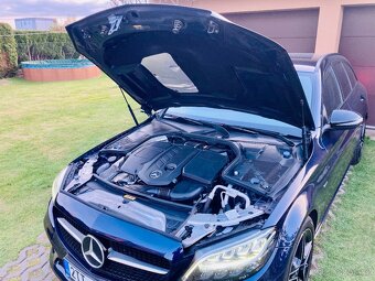 Mercedes Benz C 220d AMG Line Night Ed 9G Virtual Burmester - 17