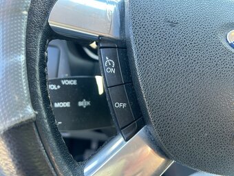 Ford Focus, 1.6TDCi GHIA digi klima  NOVÁ STK - 17