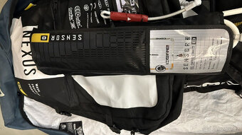 Core Kiteboarding NEXUS COMPLETE Set s mnoha doplňky - nepou - 17