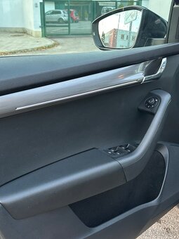 Škoda Octavia 3 Combi 1.5 TSI DSG Facelift,Matrix,R17,Navi - 17