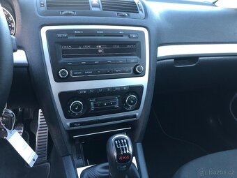 Škoda Octavia SCOUT 4X4 2.0TDI R.V. 2012 Klimatizace - 17