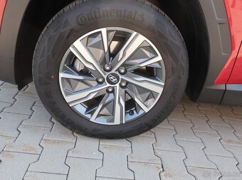 Hyundai Tucson 1.6T-GDi 110kW SMART ZÁRUKA ČR 1MAJ SERVISKA - 17
