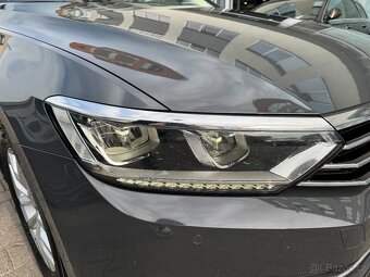 VW Passat Variant 2.0TDI 110 kW Full LED Navi 2015 ACC - 17