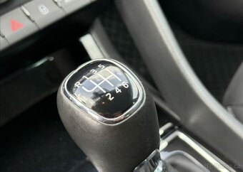 Škoda Karoq TSI 85kW 6KVALT EL. KUFR benzín manuál 85 kw - 17